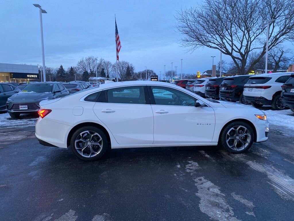 Used 2021 Chevrolet Malibu LT Car