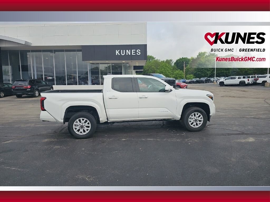 Used 2024 Toyota Tacoma 4WD SR5