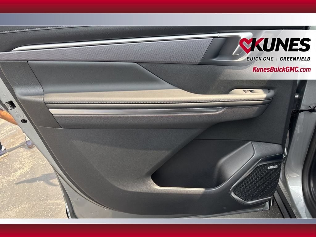 2026 Buick Enclave Sport Touring - Photo 31