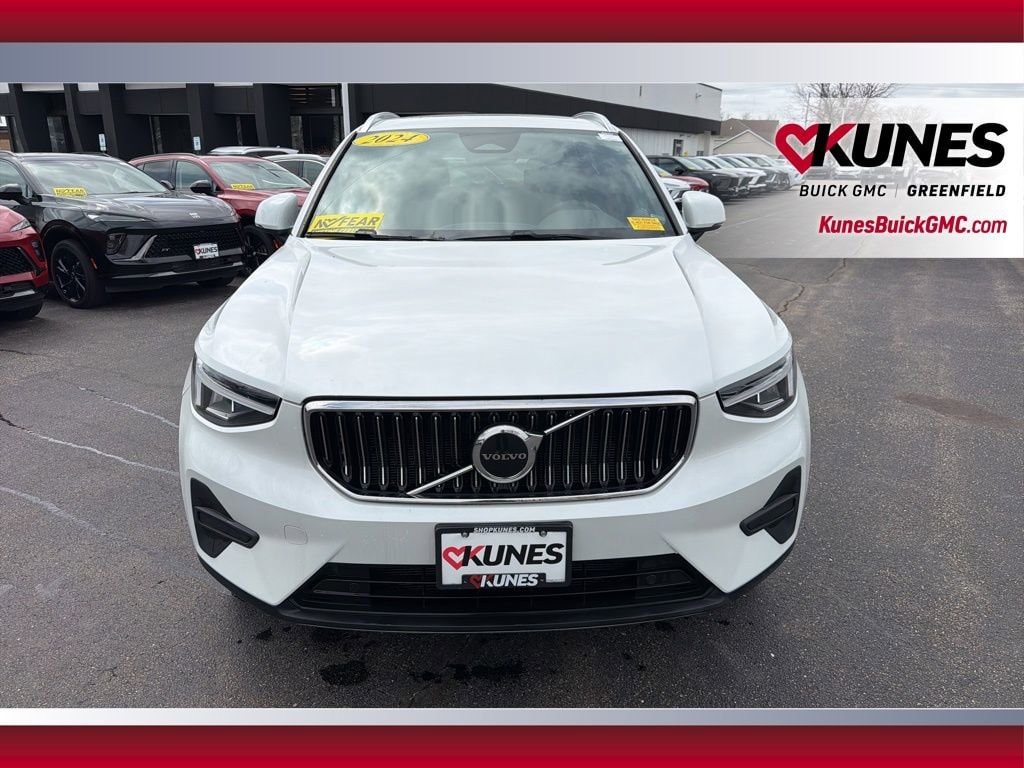 2024 Volvo XC40 Core - Photo 13