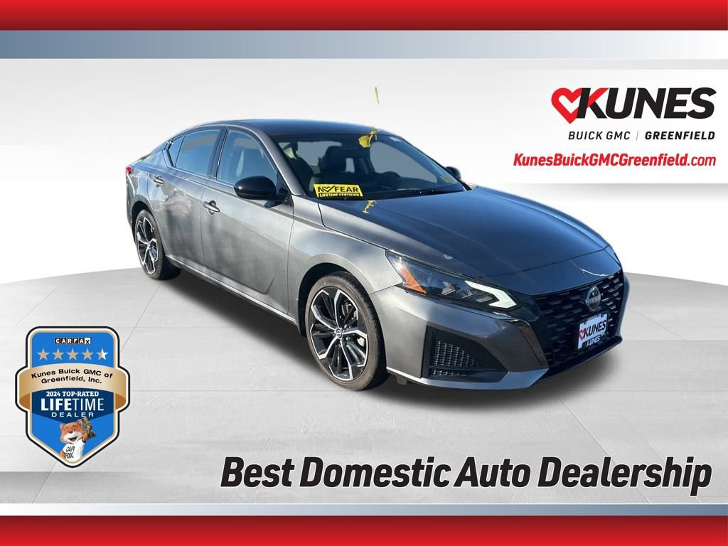 2024 Nissan Altima SR