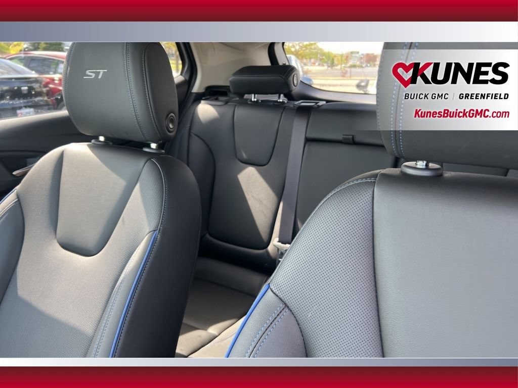 2026 Buick Encore GX Sport Touring - Photo 33