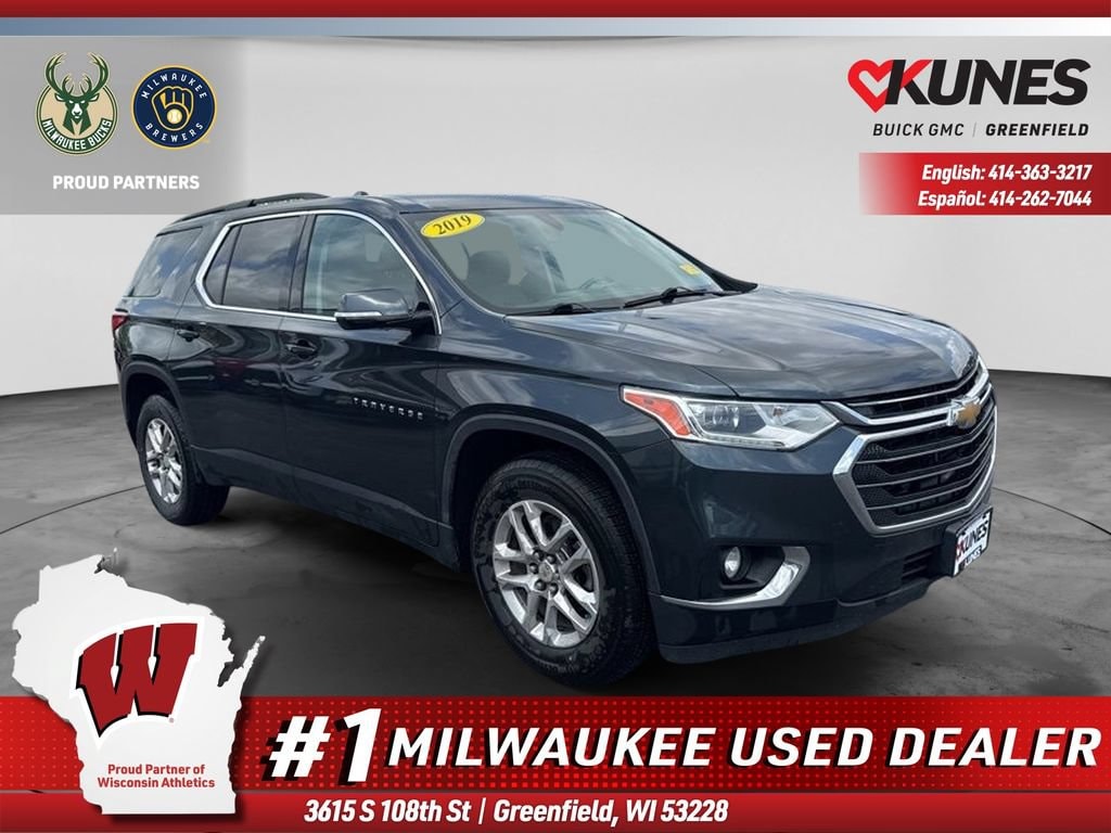 Used 2019 Chevrolet Traverse LT Cloth SUV