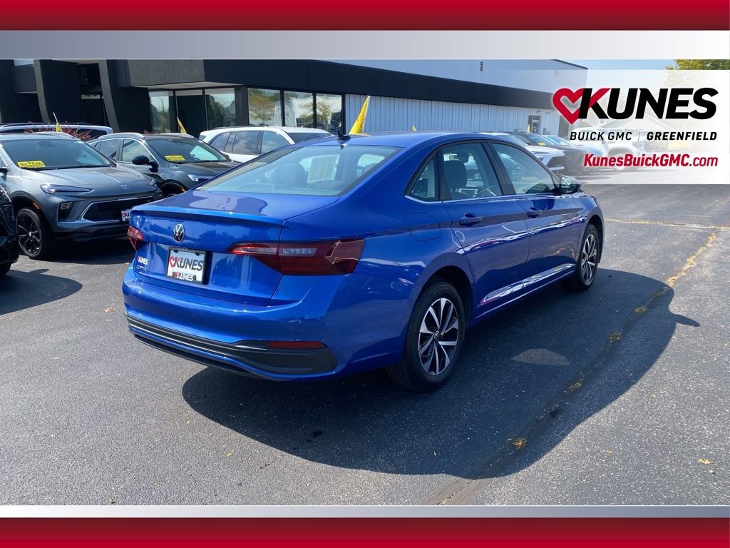 2024 Volkswagen Jetta 1.5T S photo 2