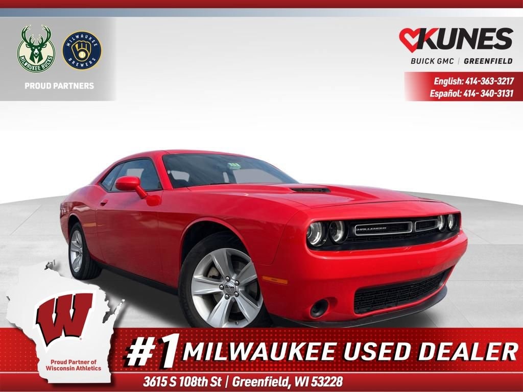 2023 Dodge Challenger SXT Auto's photo