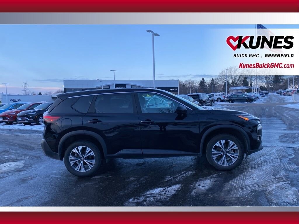 Used 2023 Nissan Rogue SV