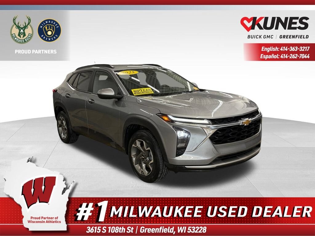 Used 2025 Chevrolet Trax LT SUV