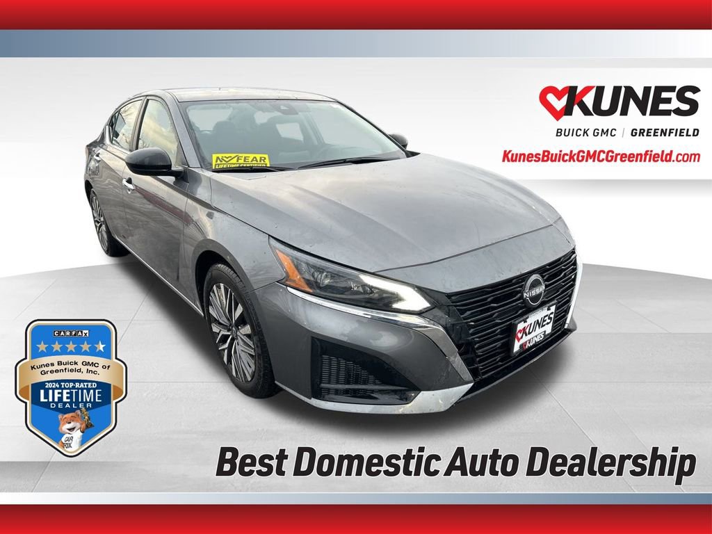 2024 Nissan Altima SV