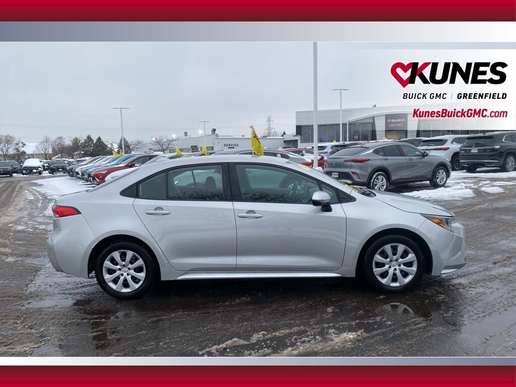 Used 2025 Toyota Corolla LE