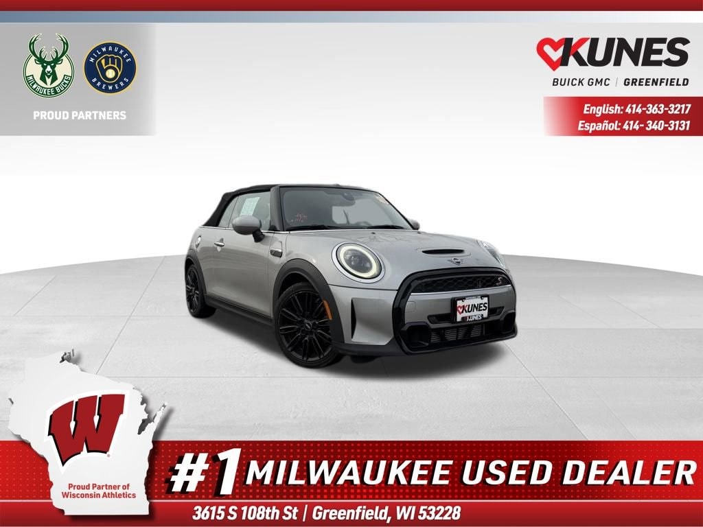 2024 MINI Convertible Cooper S's photo