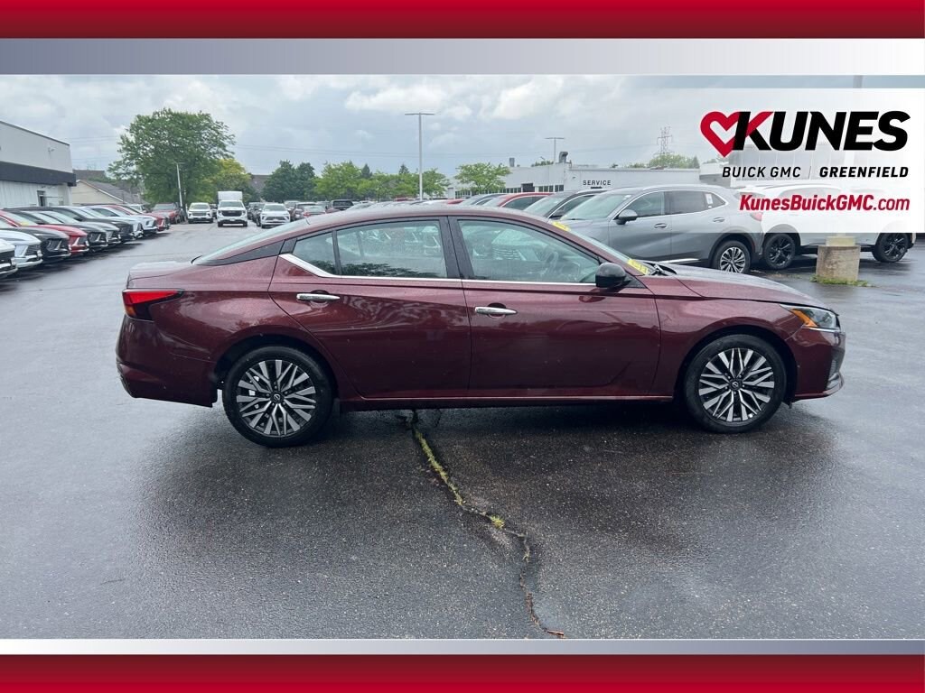 Used 2025 Nissan Altima SV