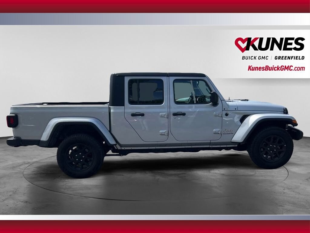 Used 2023 Jeep Gladiator Overland