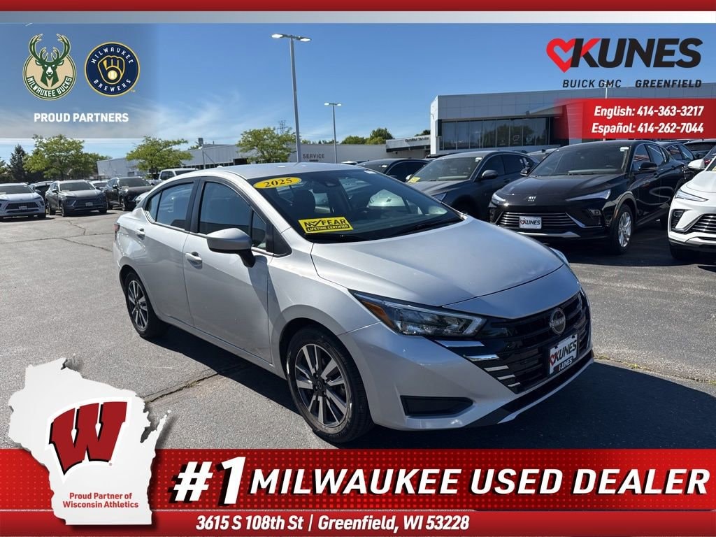 2025 Nissan Versa 1.6 SV CVT's photo