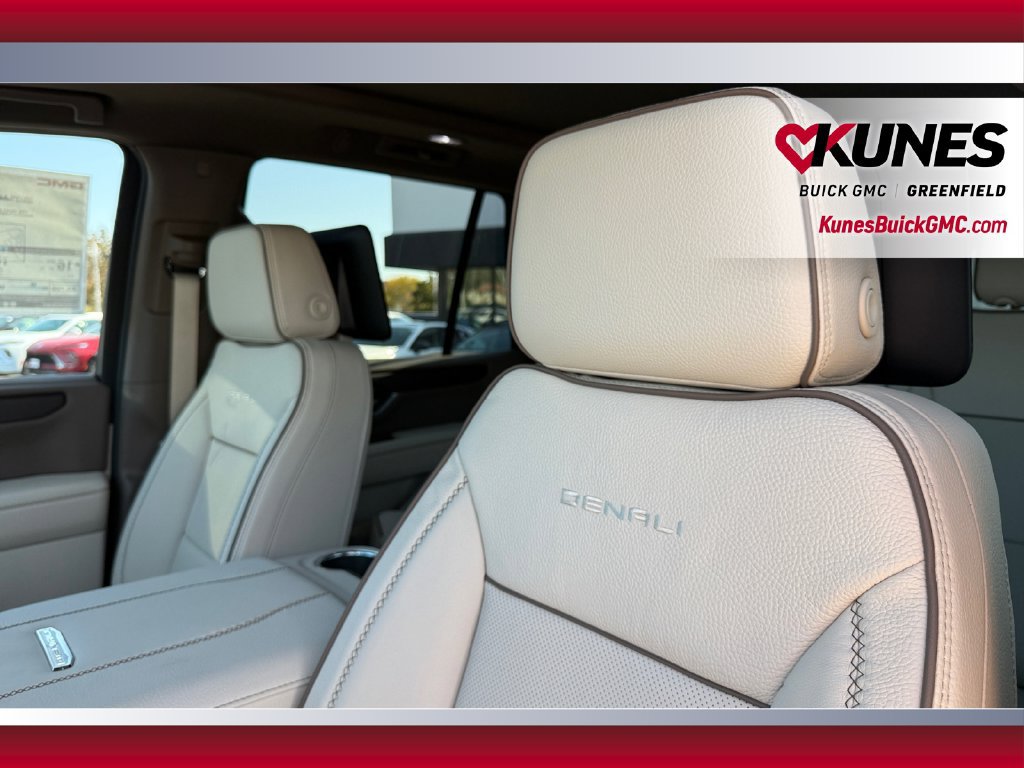 2027 GMC Yukon Denali - Photo 42