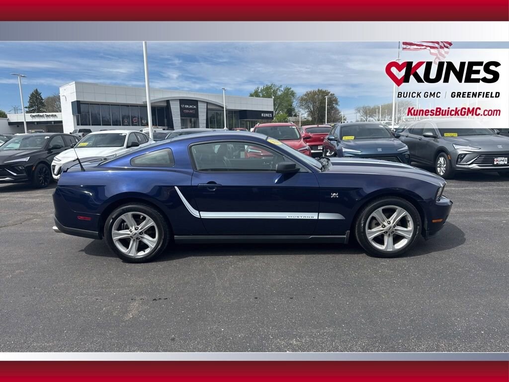 Used 2010 Ford Mustang V6