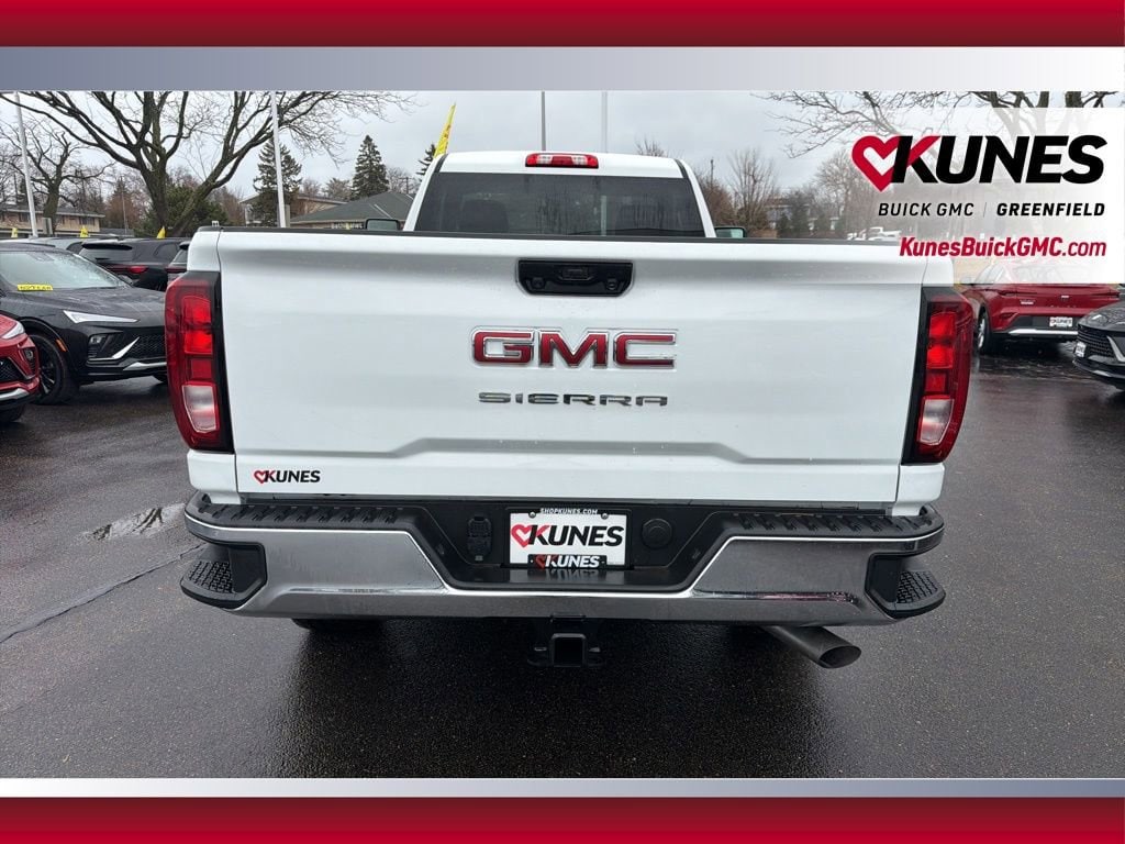 2025 GMC Sierra 3500HD Pro - Photo 6