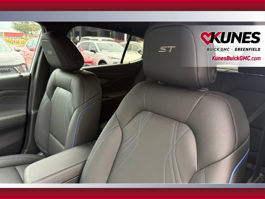 2026 Buick Envista Sport Touring - Photo 33