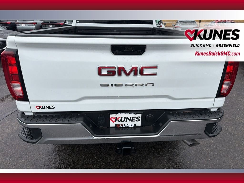 2025 GMC Sierra 3500HD Pro - Photo 8