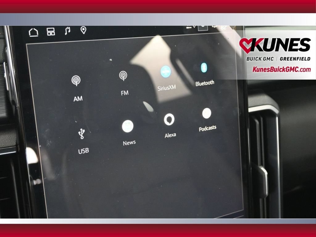 2025 GMC Acadia AT4 - Photo 26