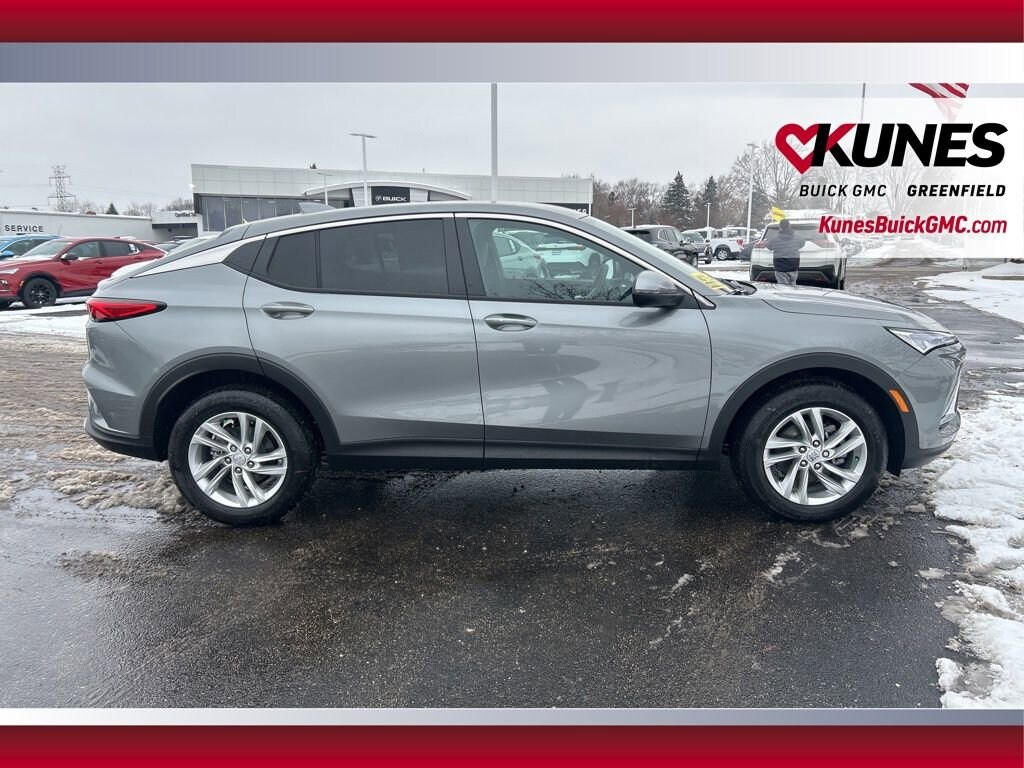 New 2026 Buick Envista Preferred SUV