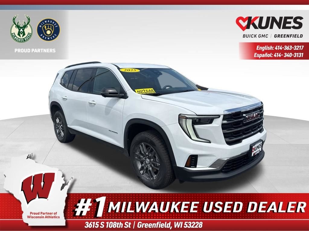 2025 GMC Acadia Elevation FWD's photo