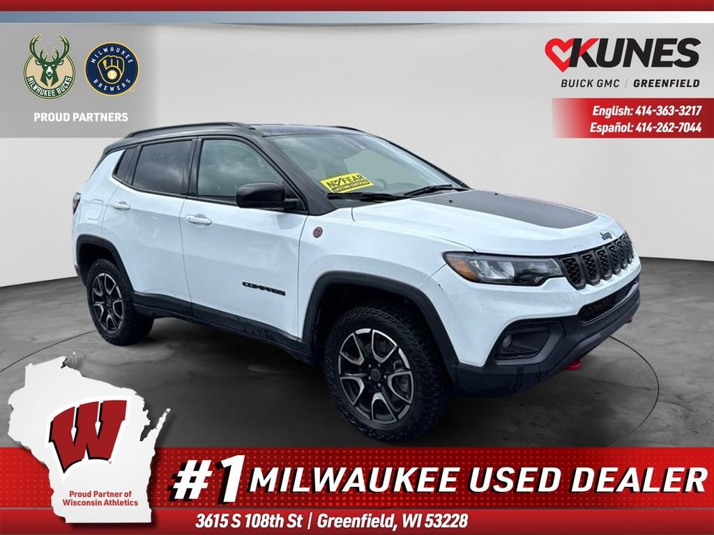 Used 2025 Jeep Compass Trailhawk