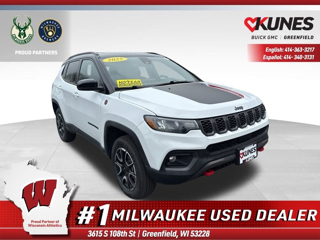 2025 Jeep Compass Trailhawk 4X4's photo