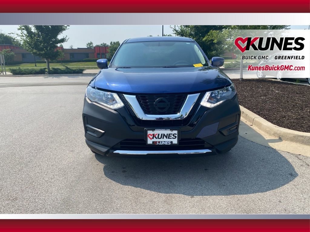 2018 Nissan Rogue S photo 2