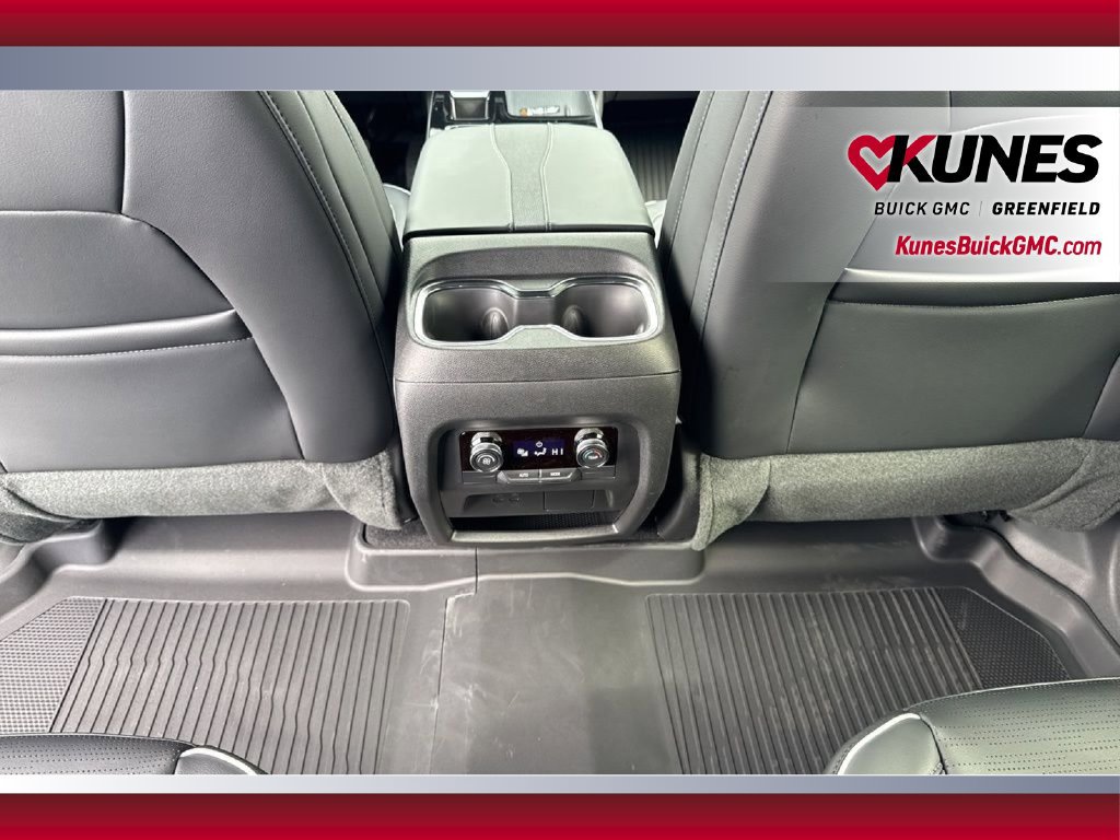 2026 Buick Enclave Sport Touring - Photo 41