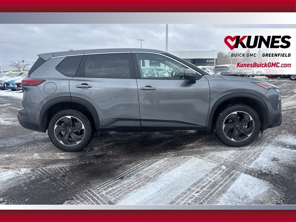 Used 2024 Nissan Rogue SV