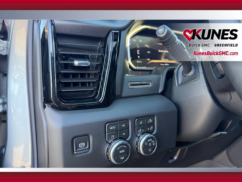 2026 GMC Sierra 2500HD AT4 - Photo 17