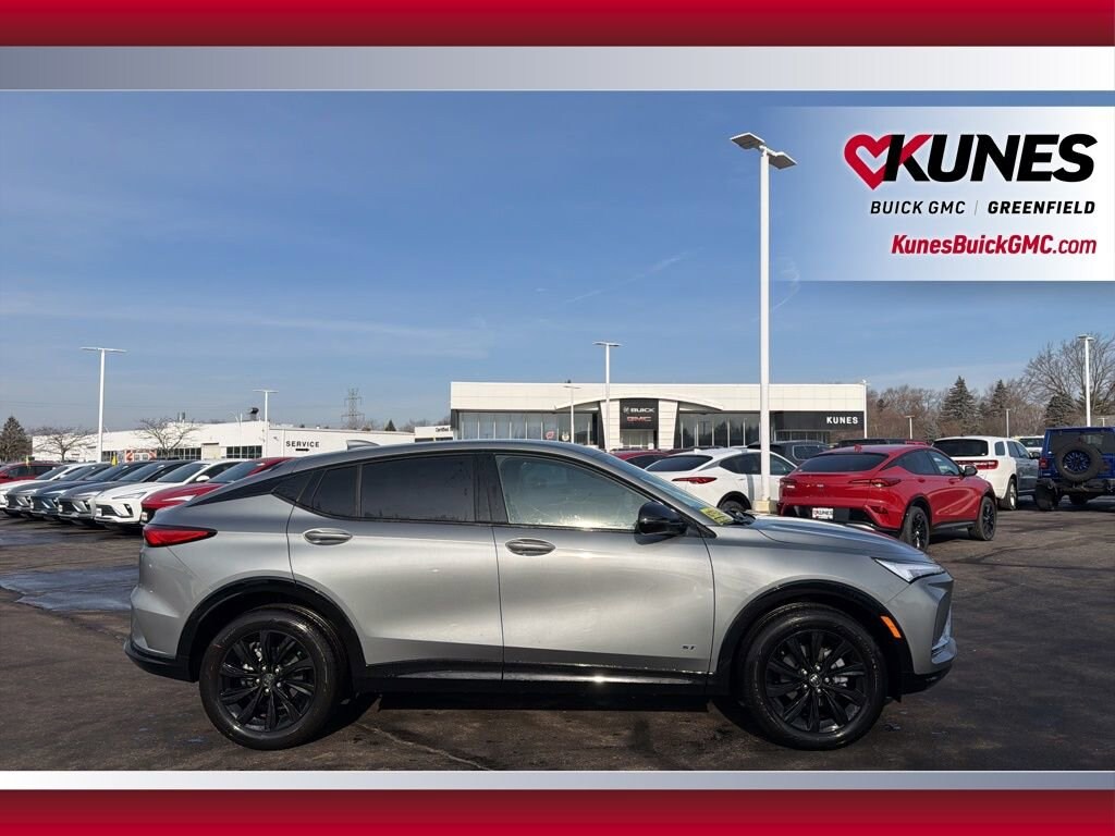 New 2026 Buick Envista Sport Touring SUV