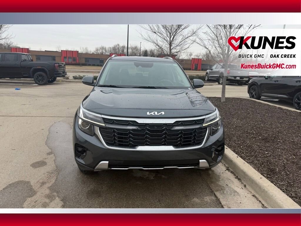 Used 2025 Kia Seltos S SUV