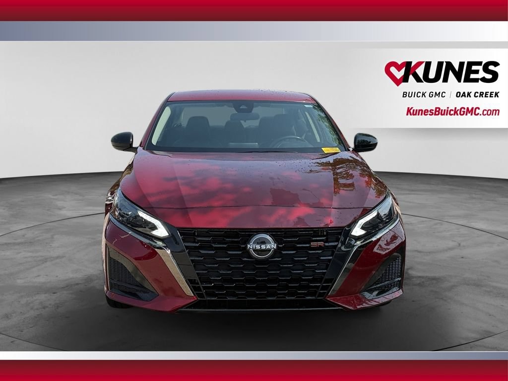 Used 2025 Nissan Altima SR Sedan