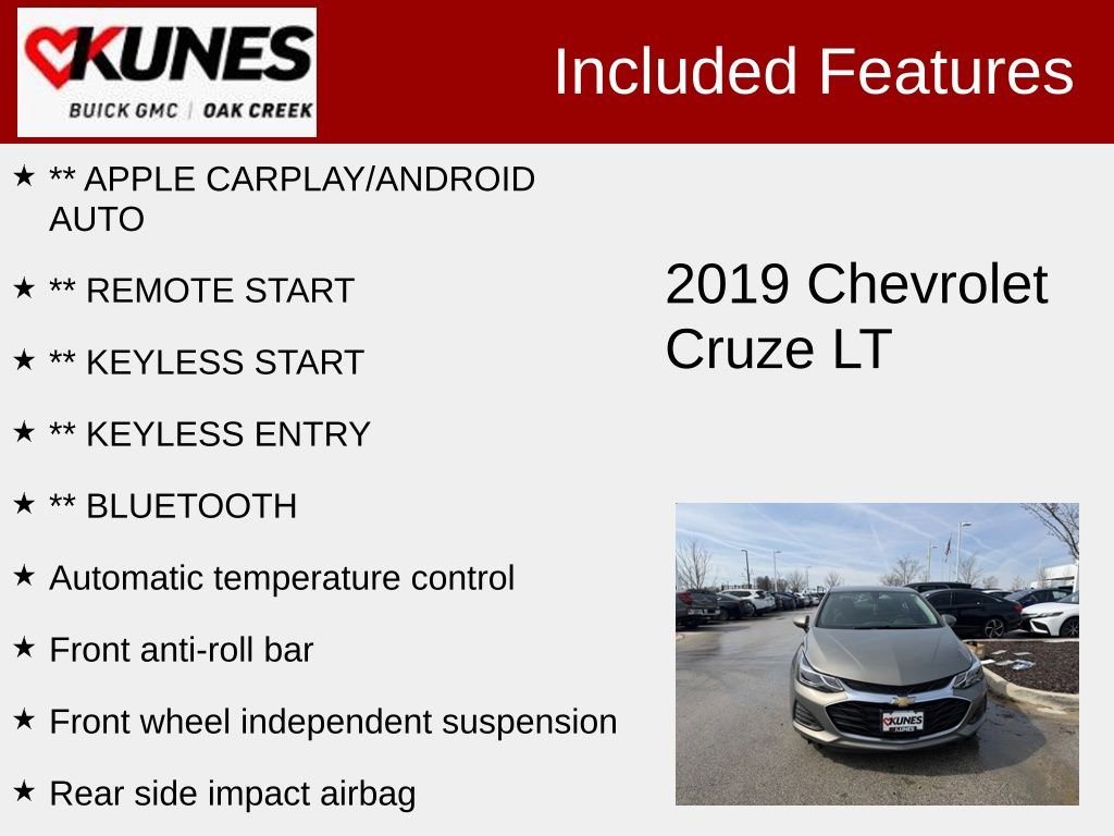 Used 2019 Chevrolet Cruze LT with VIN 1G1BE5SMXK7108913 for sale in Oak Creek, WI