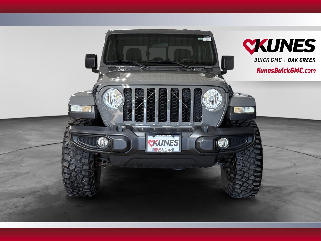 Used 2021 Jeep Gladiator Sport Truck Crew Cab