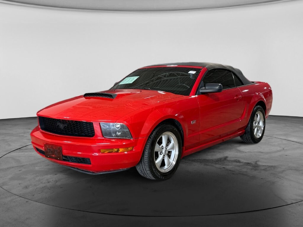 Used 2005 Ford Mustang Convertible
