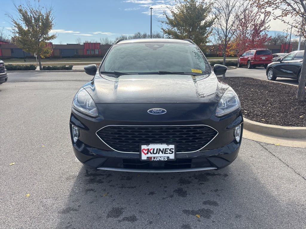 2021 Ford Escape SEL photo 2