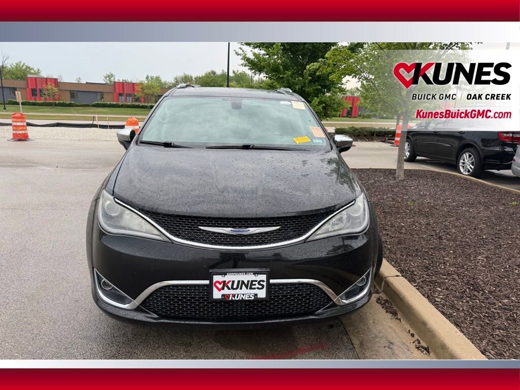 Used 2020 Chrysler Pacifica Limited Van Passenger Van
