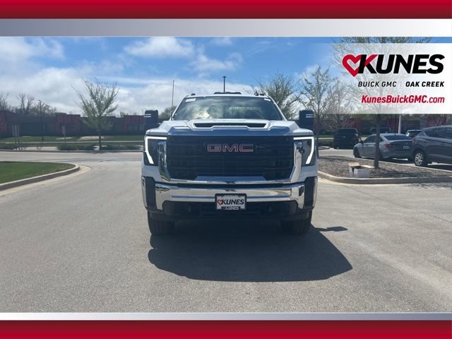 2025 Gmc Sierra 3500 HD Pro photo 2