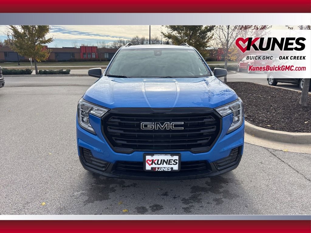 2024 Gmc Terrain SLE photo 2