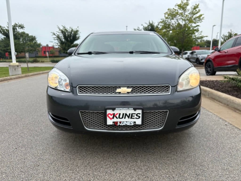 Used 2014 Chevrolet Impala 2FL with VIN 2G1WB5E36E1156181 for sale in Oak Creek, WI