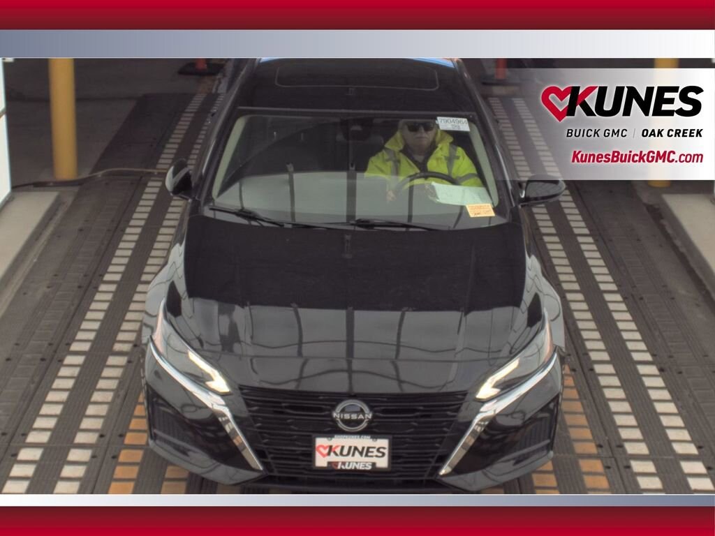 Used 2024 Nissan Altima 2.5 SL Sedan