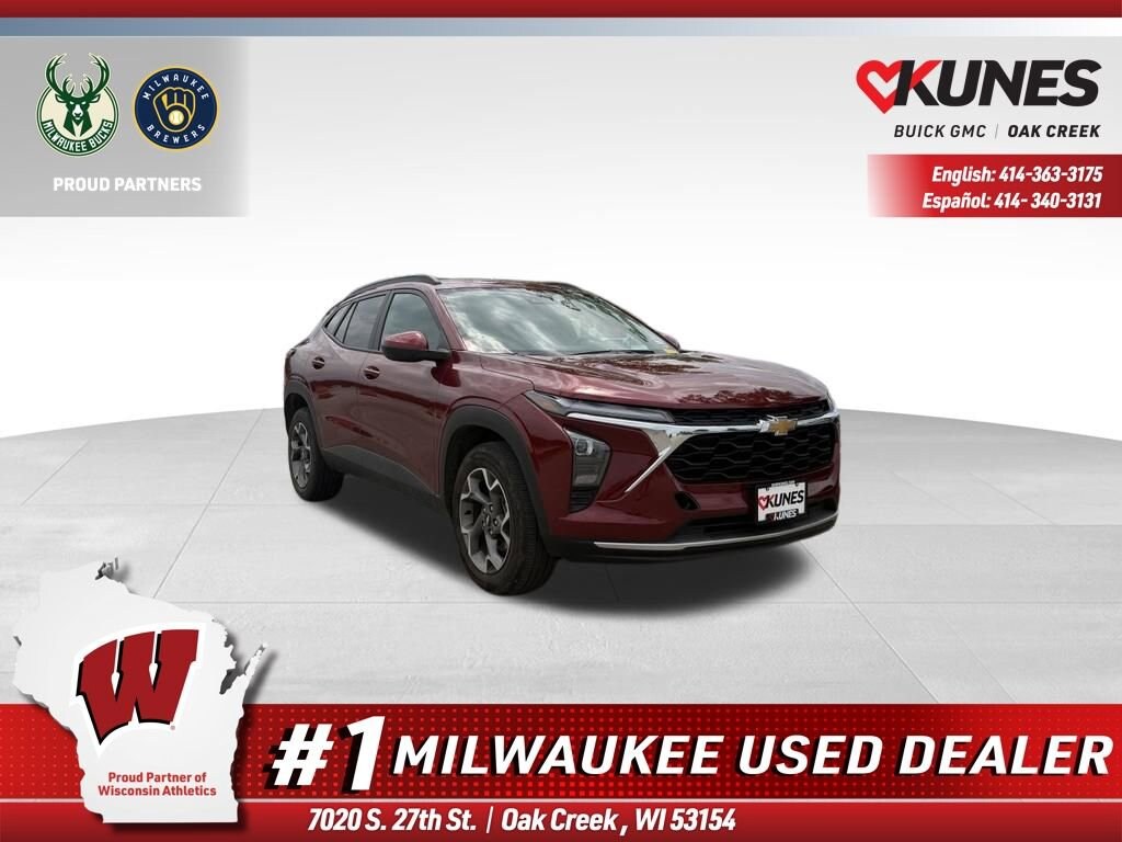 Used 2025 Chevrolet Trax LT SUV