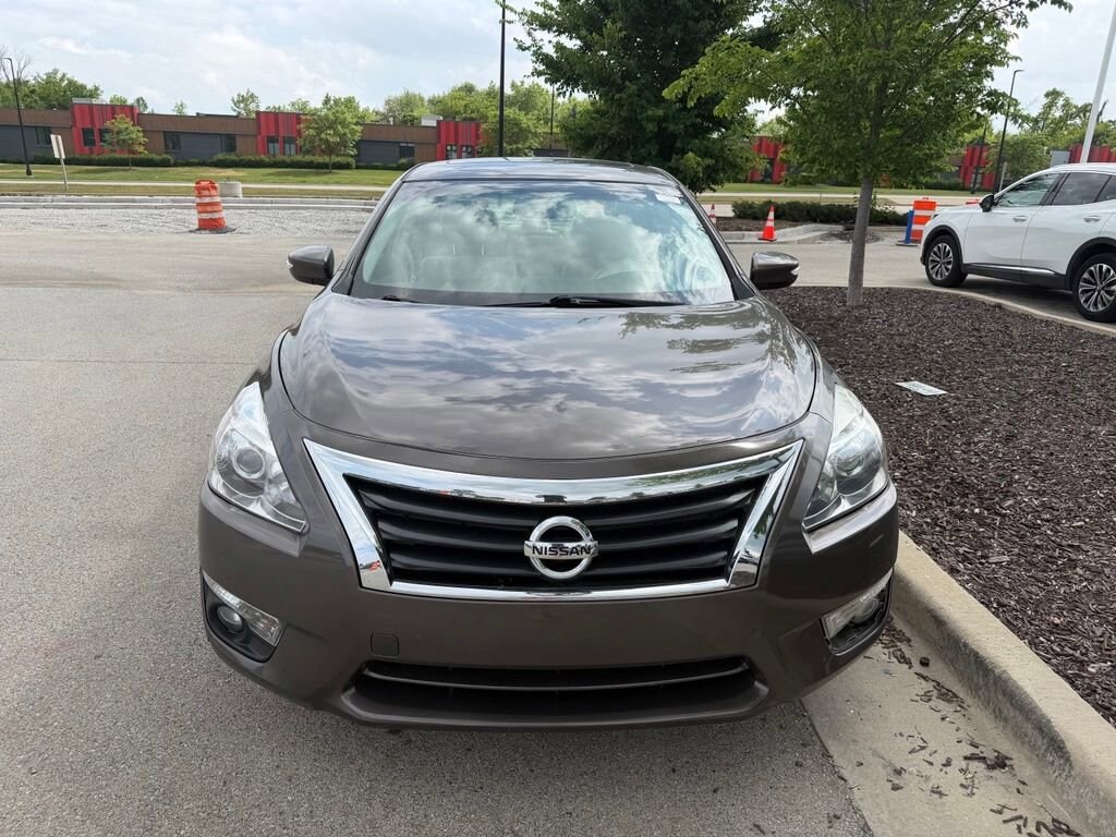 Used 2013 Nissan Altima 2.5 SV Sedan