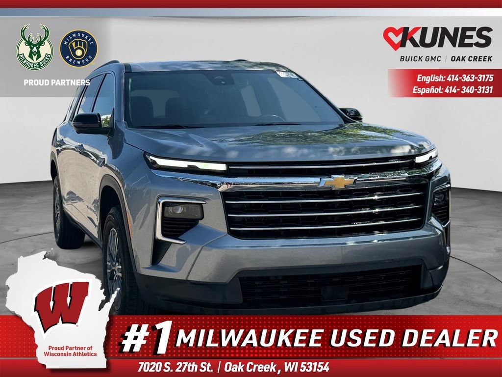 Used 2024 Chevrolet Traverse LT SUV