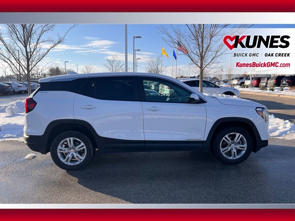 Used 2024 GMC Terrain SLE SUV