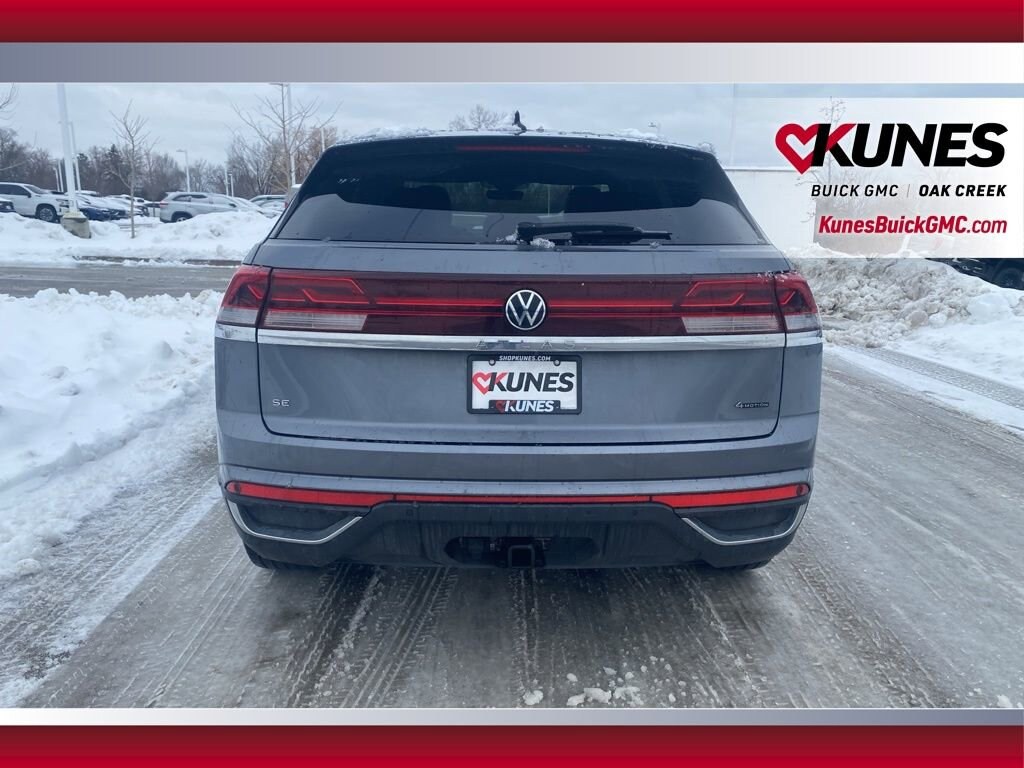Used 2025 Volkswagen Atlas Cross Sport 2.0T SE w/Technology SUV