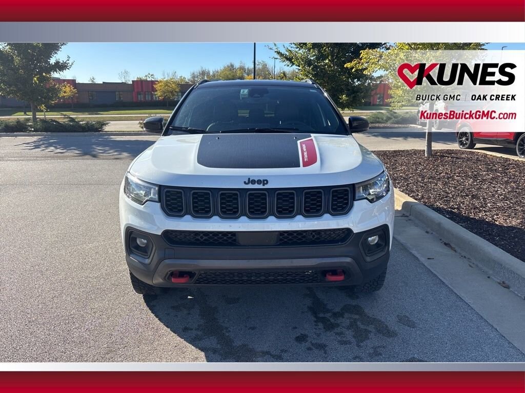 Used 2025 Jeep Compass Trailhawk SUV