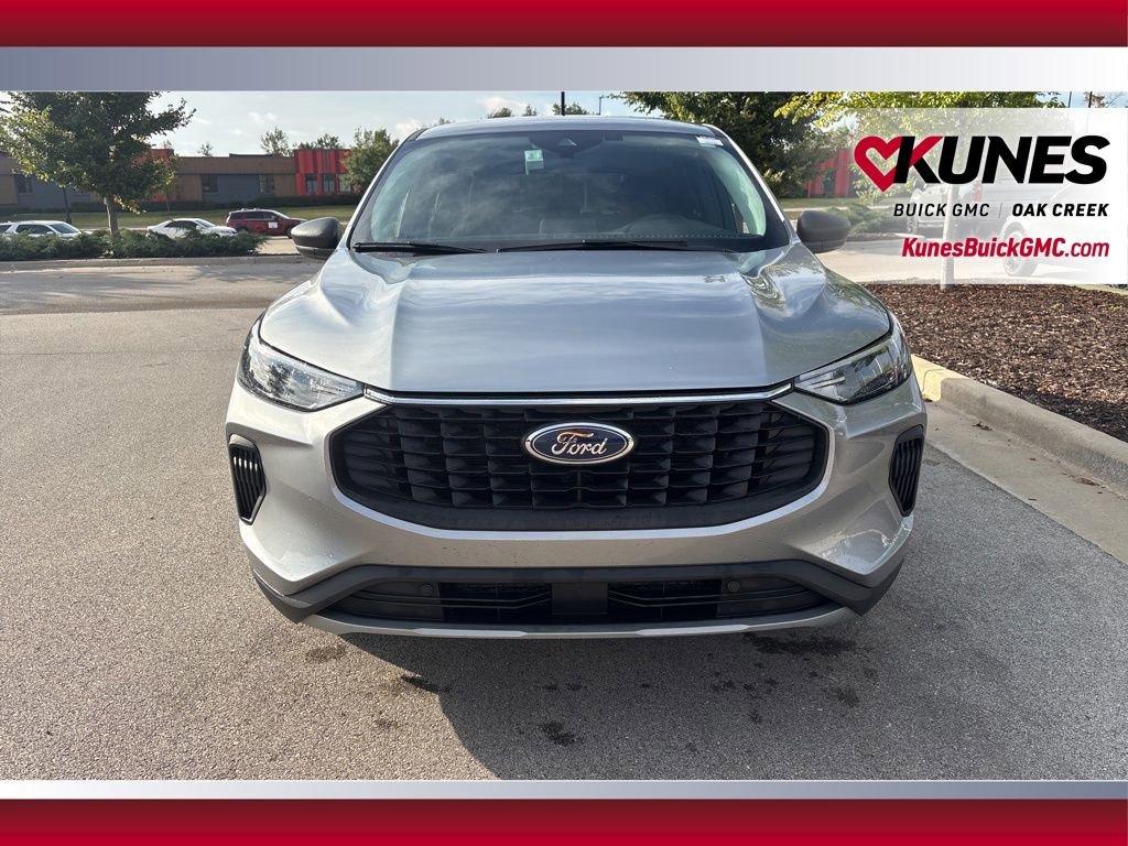 2024 Ford Escape Active photo 2